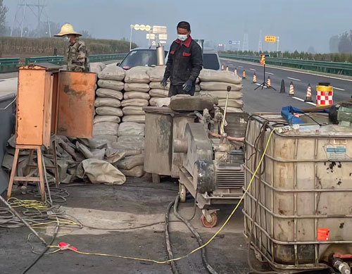 罗平高速路病害处理